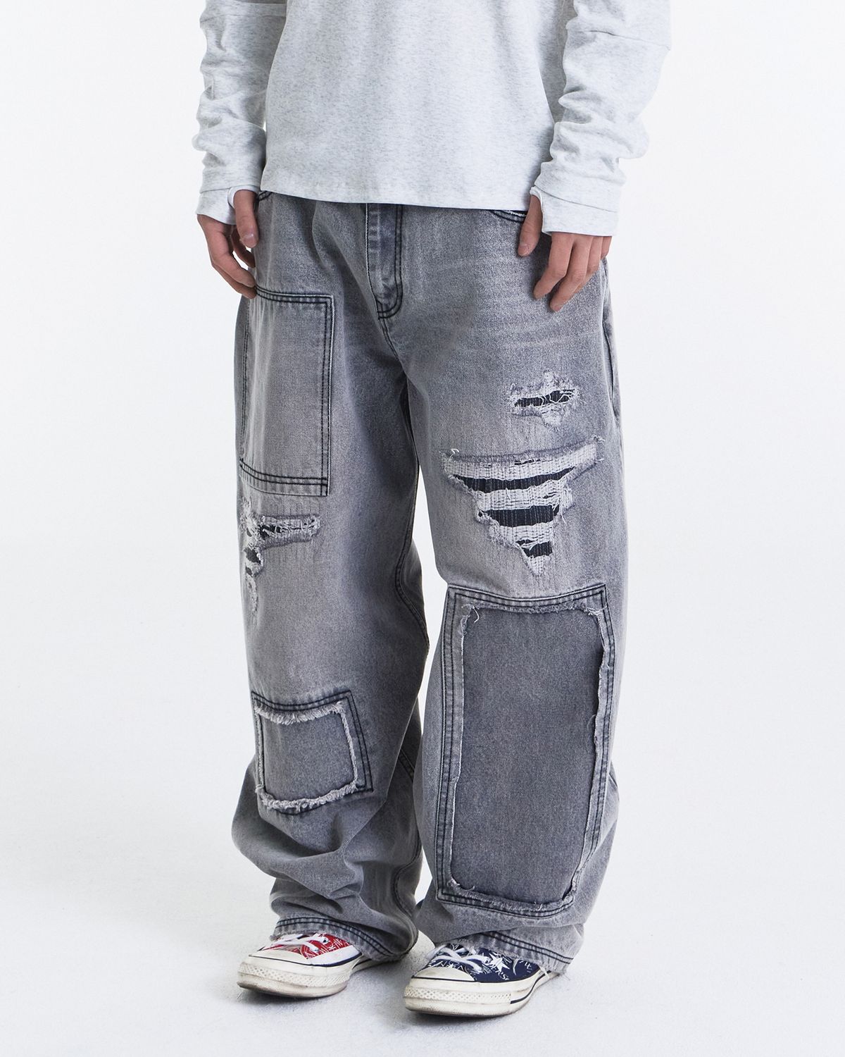 기철(KICHUL) Square Patch Cut Wide Denim Pants (Light Grey)