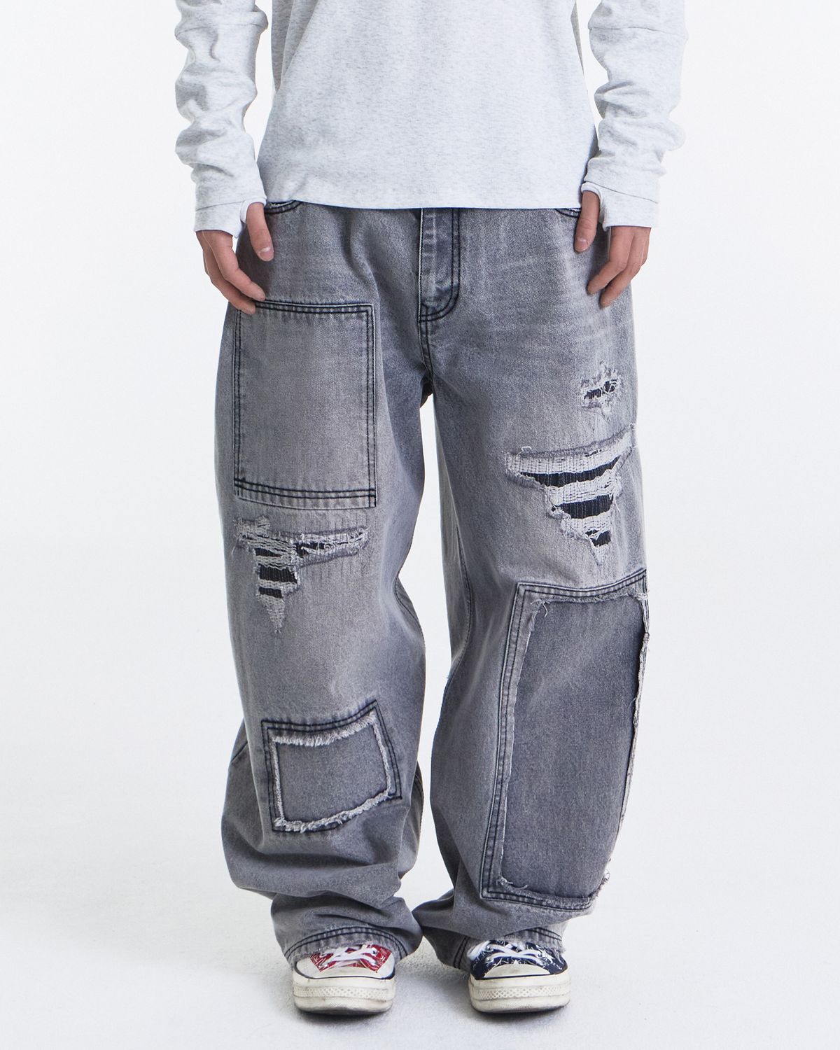 기철(KICHUL) Square Patch Cut Wide Denim Pants (Light Grey)