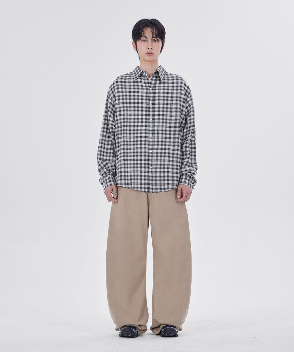 굿라이프웍스(GLW) 이지 오버핏 체크 셔츠 블랙