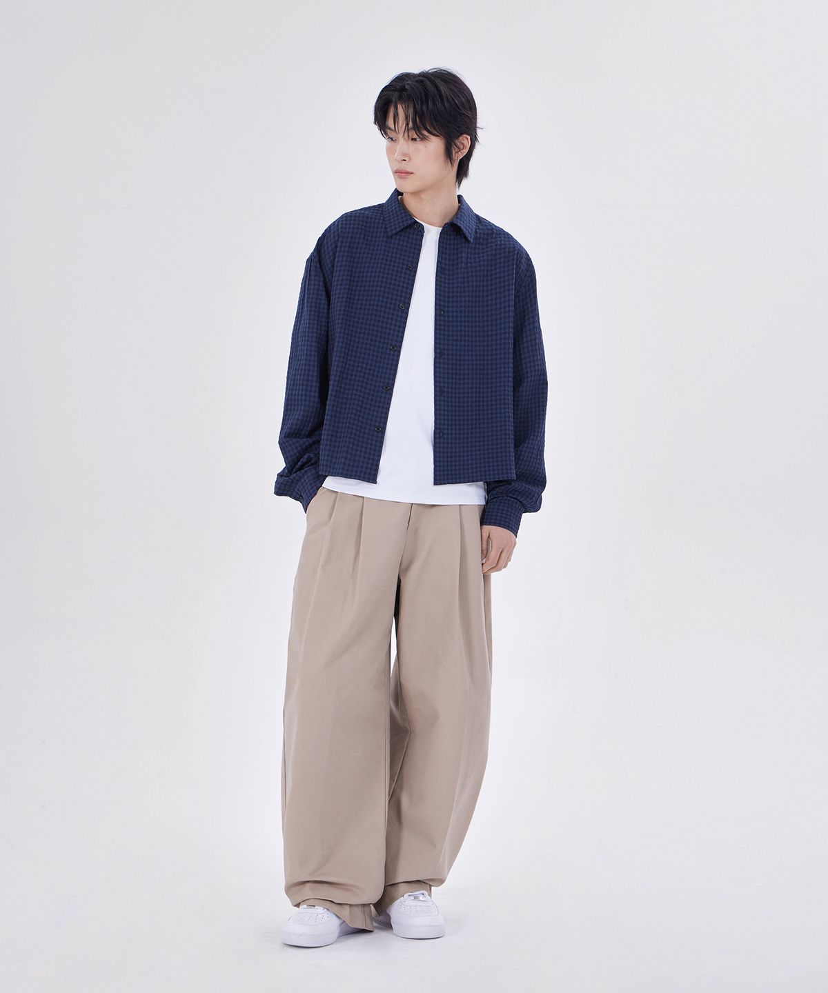 굿라이프웍스(GLW) 데일리 시어서커 체크 크롭 셔츠 네이비