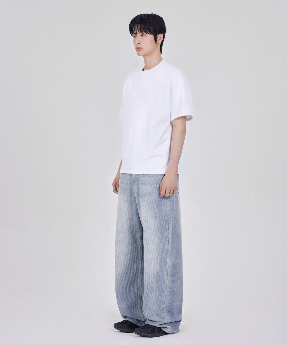 굿라이프웍스(GLW) 데일리 크롭 티셔츠 화이트