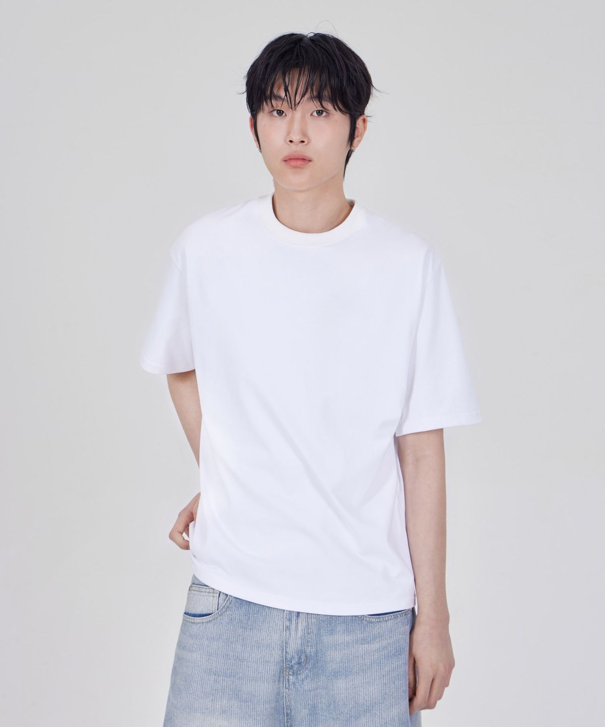 굿라이프웍스(GLW) 데일리 크롭 티셔츠 화이트