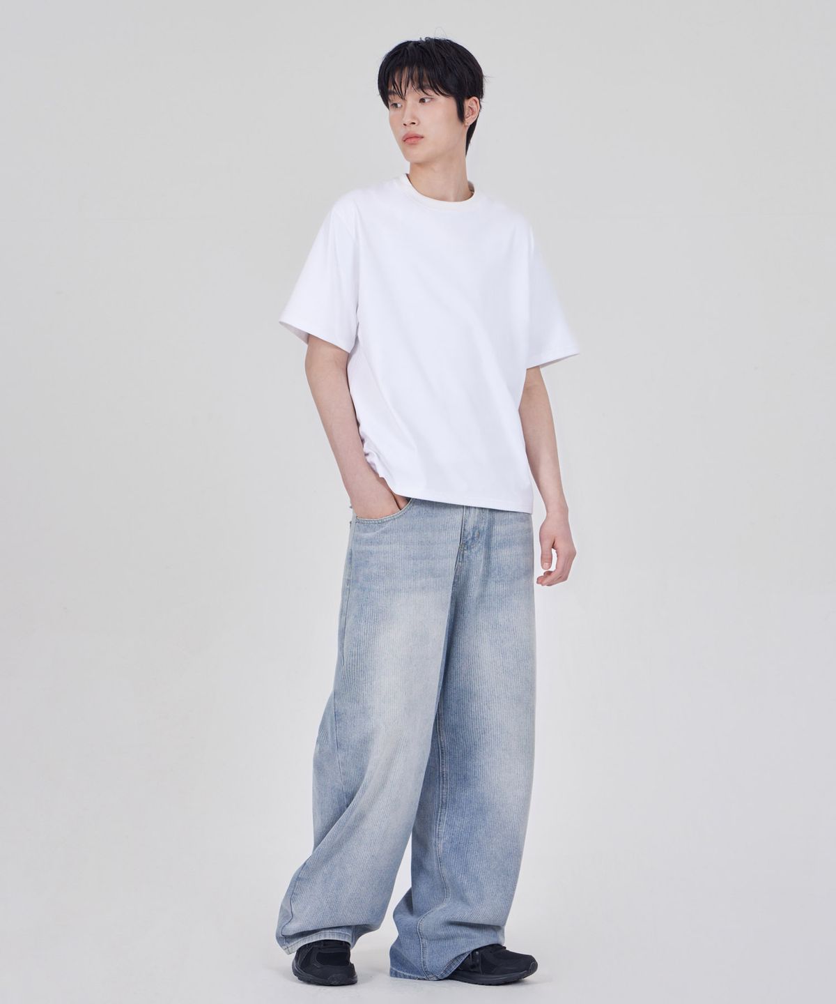 굿라이프웍스(GLW) 데일리 크롭 티셔츠 화이트