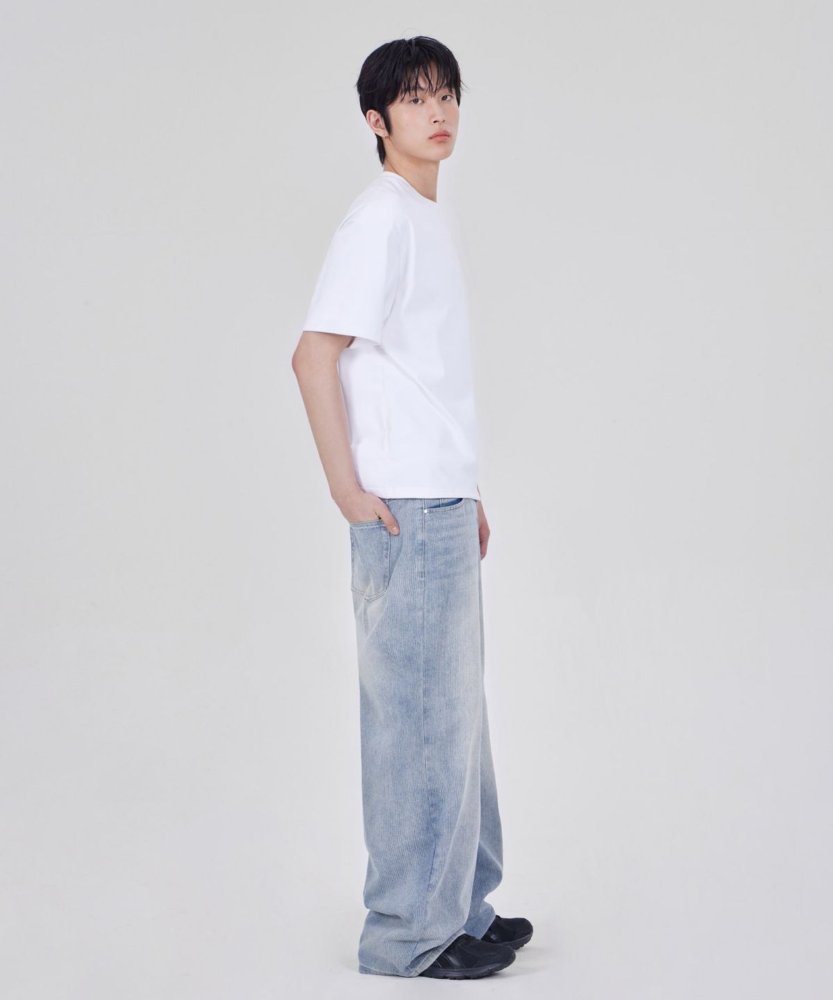굿라이프웍스(GLW) 데일리 크롭 티셔츠 화이트