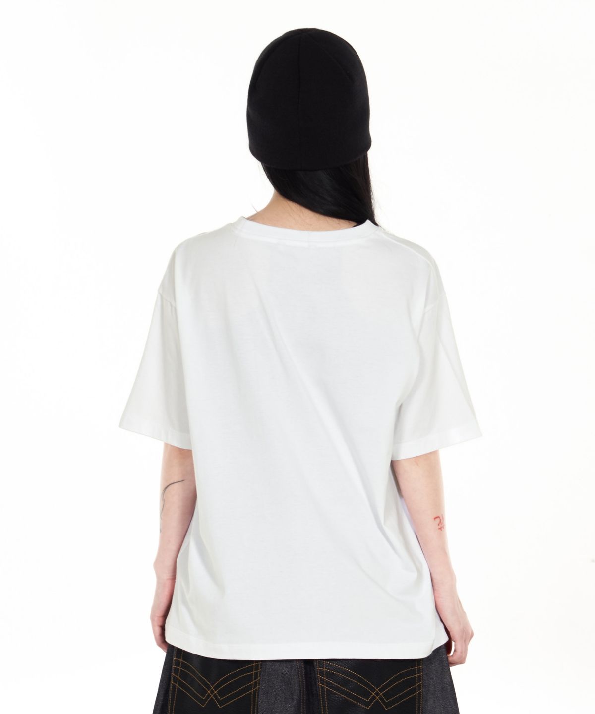 아이돈워너셀(IDWS) Cade Sign T-Shirt White