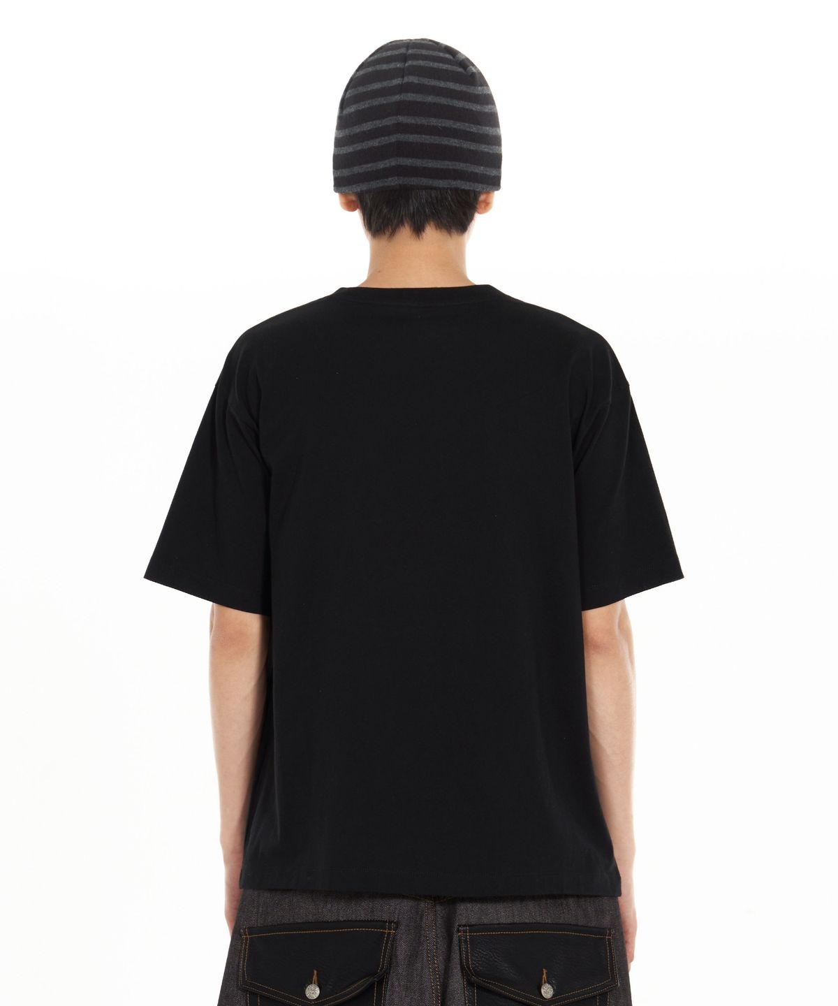 아이돈워너셀(IDWS) Cade Sign T-Shirt Black