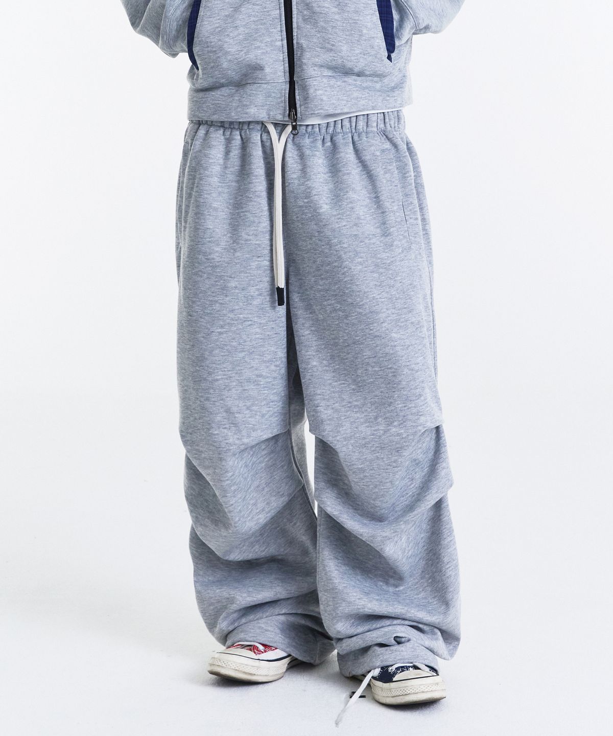 기철(KICHUL) Routine Two Tuck Sweat Pants (Melange Grey)
