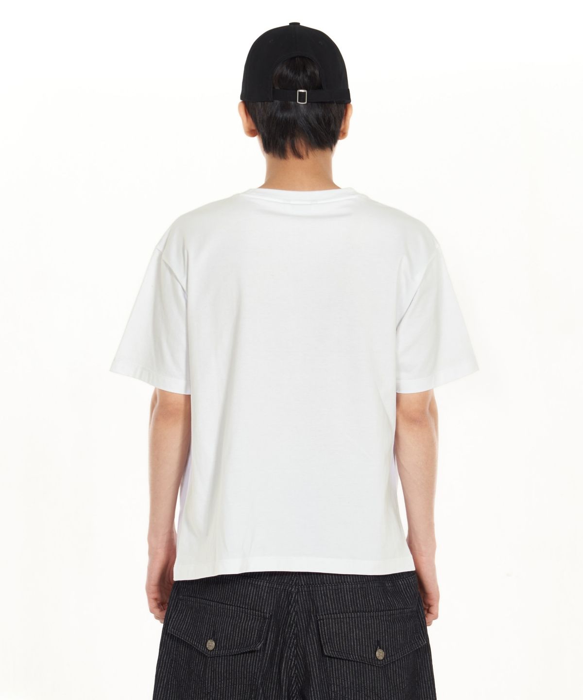 아이돈워너셀(IDWS) No Signal T-Shirt White