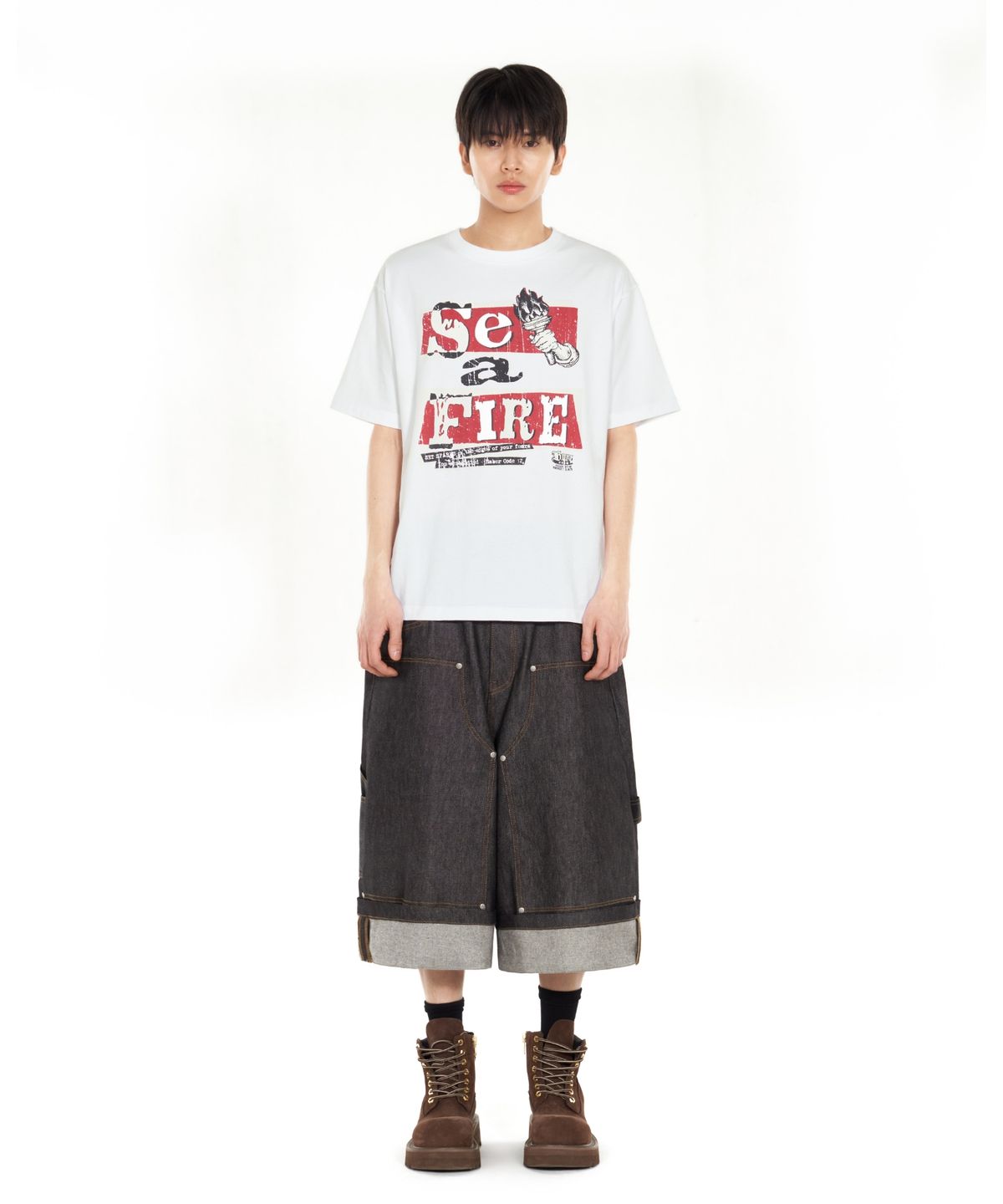 아이돈워너셀(IDWS) Set Fire T-Shirt White