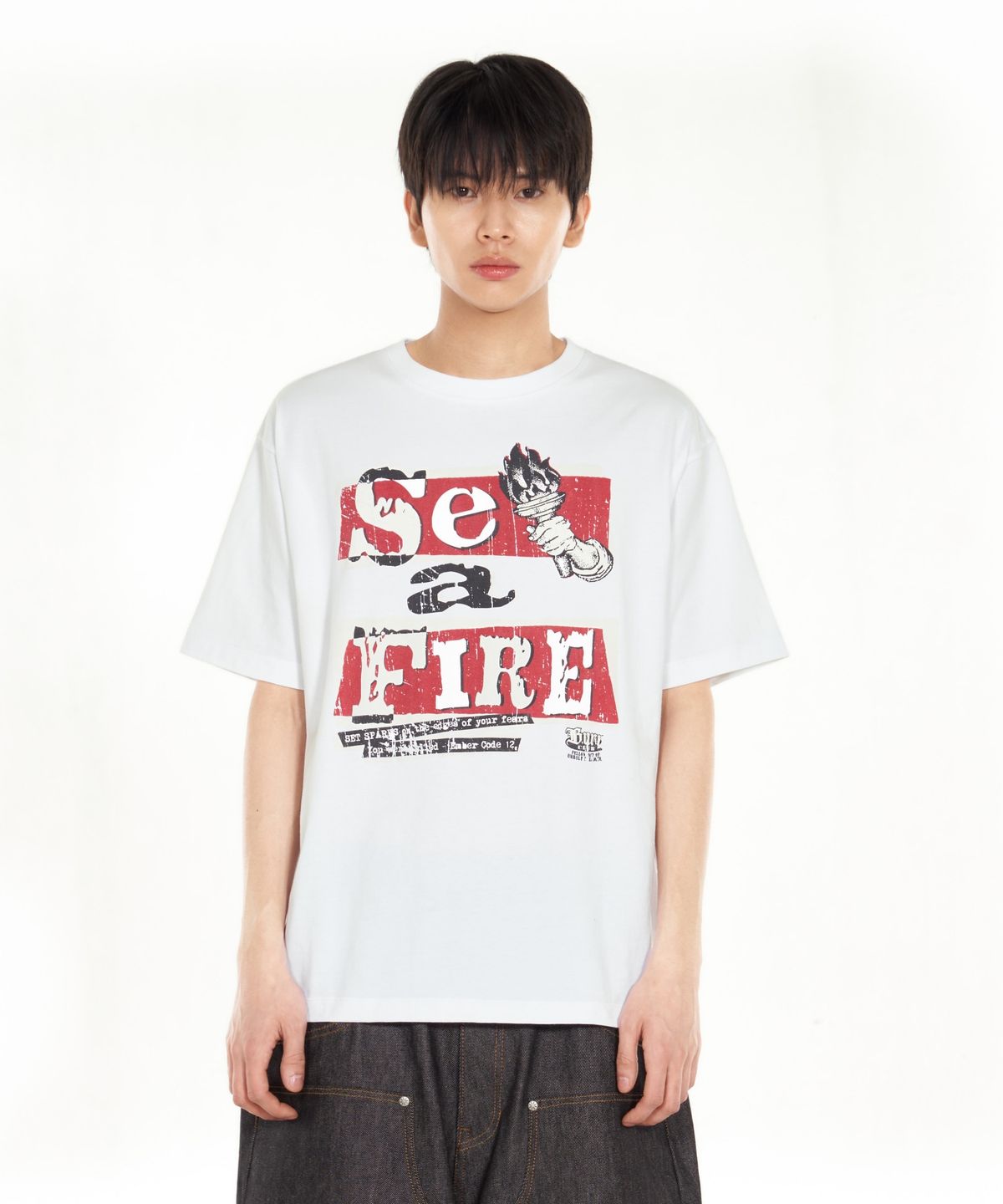 아이돈워너셀(IDWS) Set Fire T-Shirt White