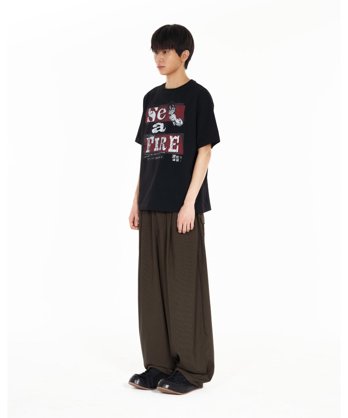 아이돈워너셀(IDWS) Set Fire T-Shirt Black