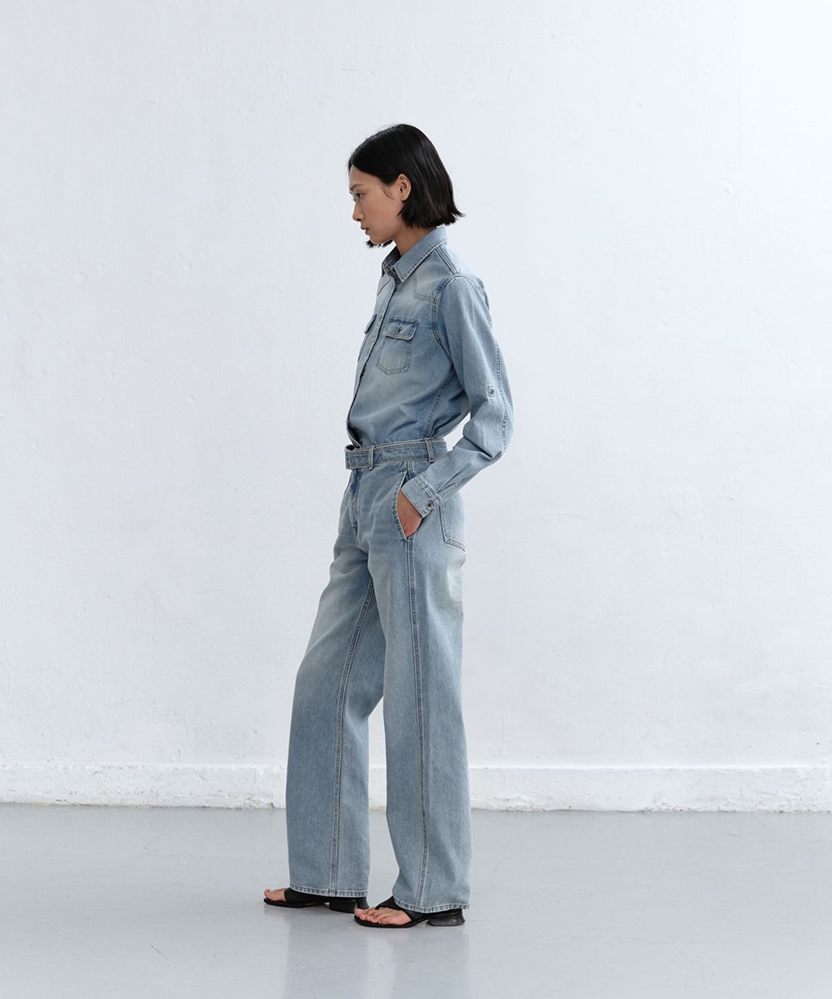 로우타이드(LOW TIDE) STITCHED BELT DENIM PANTS [LIGHT BLUE]