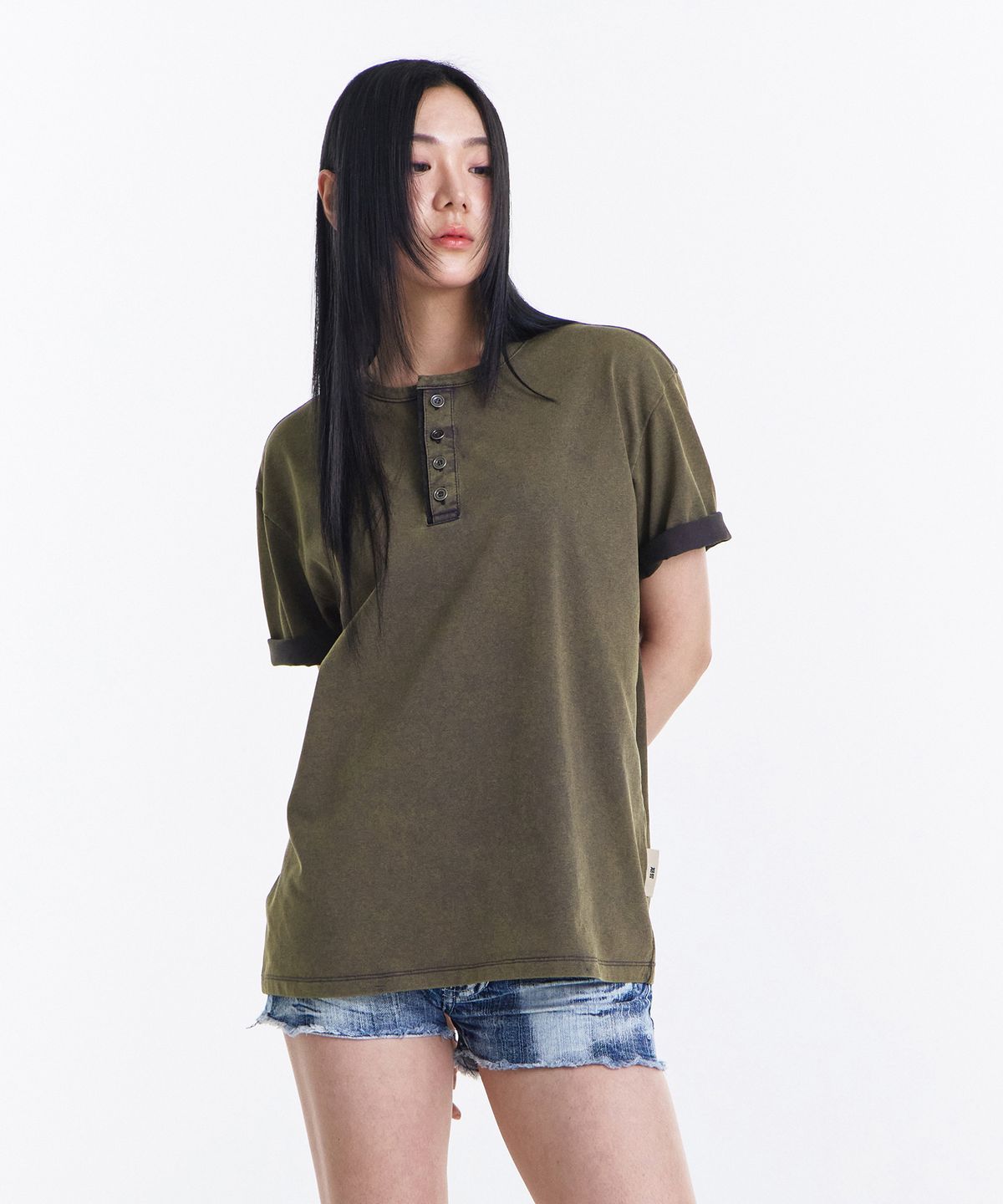 기철(KICHUL) Military Salt Henley T-shirt (Washed Brown)