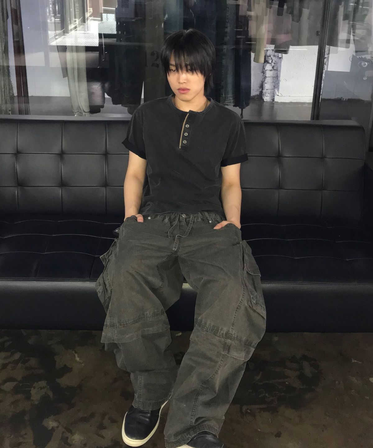 기철(KICHUL) Military Salt Henley T-shirt (Washed Black)