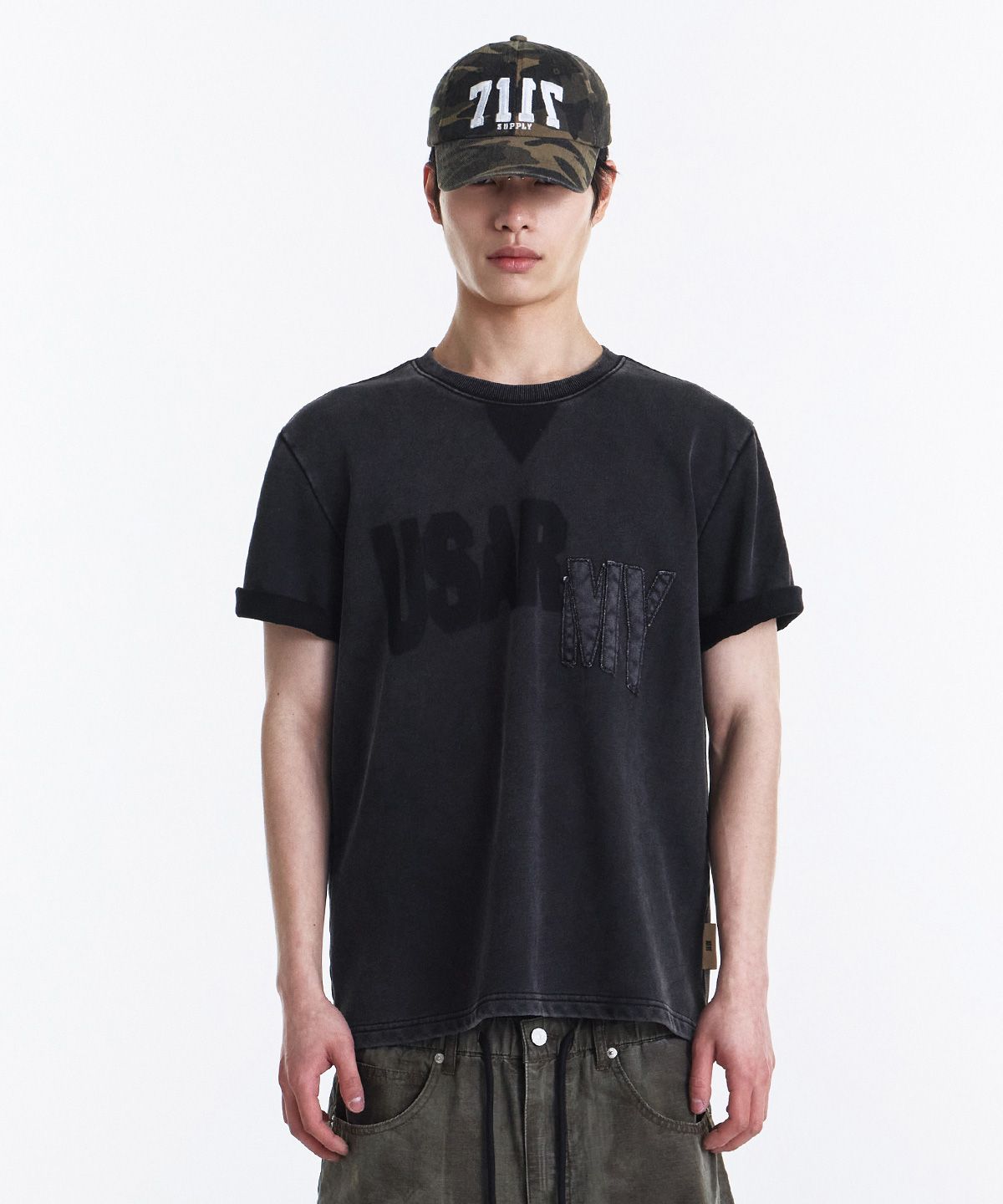 기철(KICHUL) Faded Army T-shirt (Washed Black)