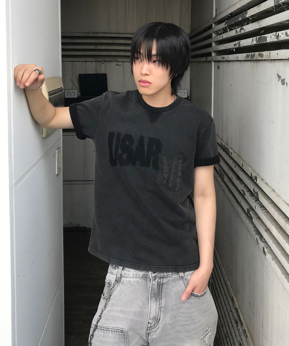기철(KICHUL) Faded Army T-shirt (Washed Black)