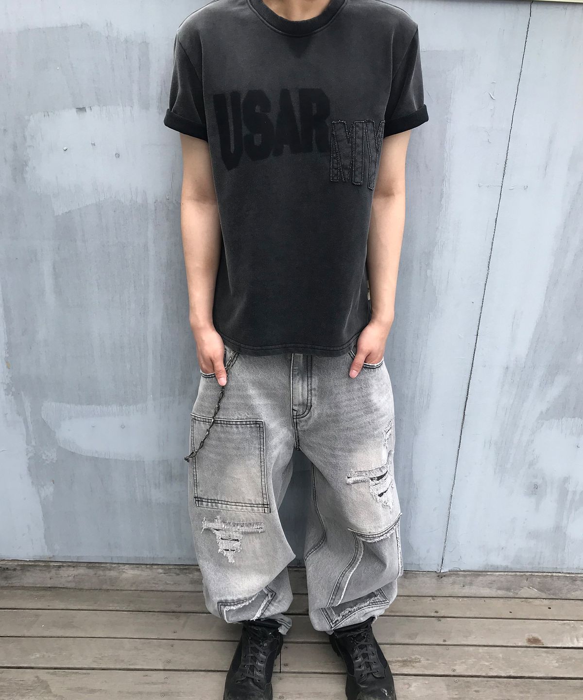 기철(KICHUL) Faded Army T-shirt (Washed Black)