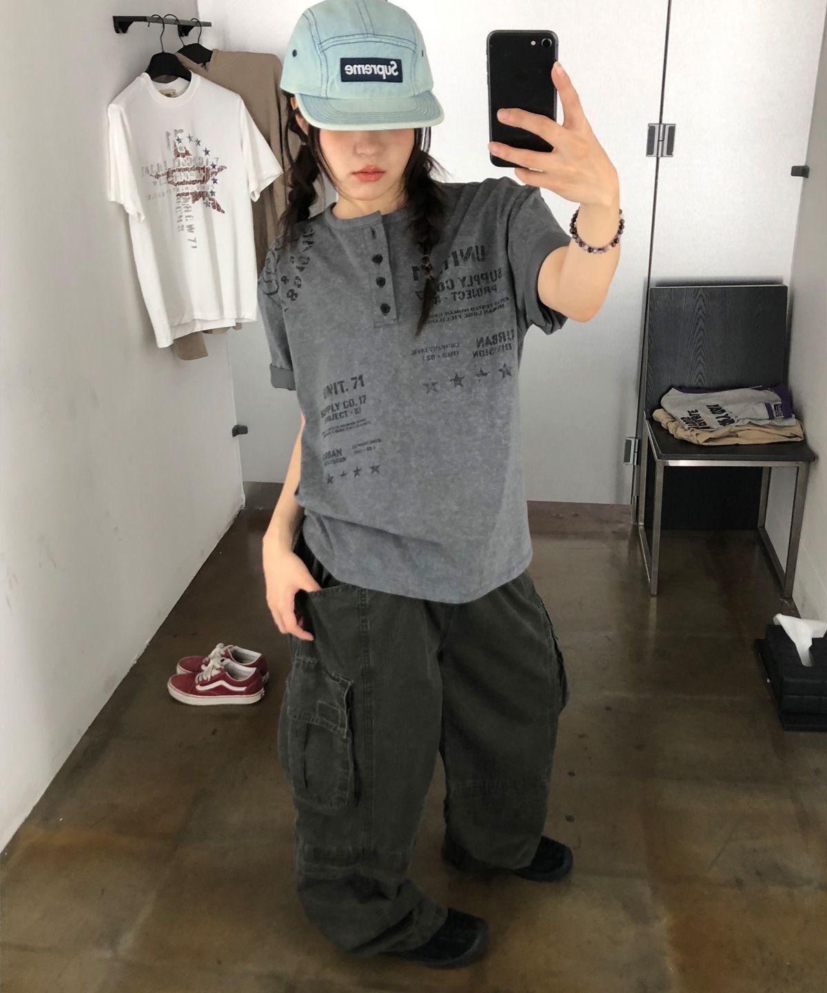 기철(KICHUL) Proto Sight Henley T-shirt (Charcoal)