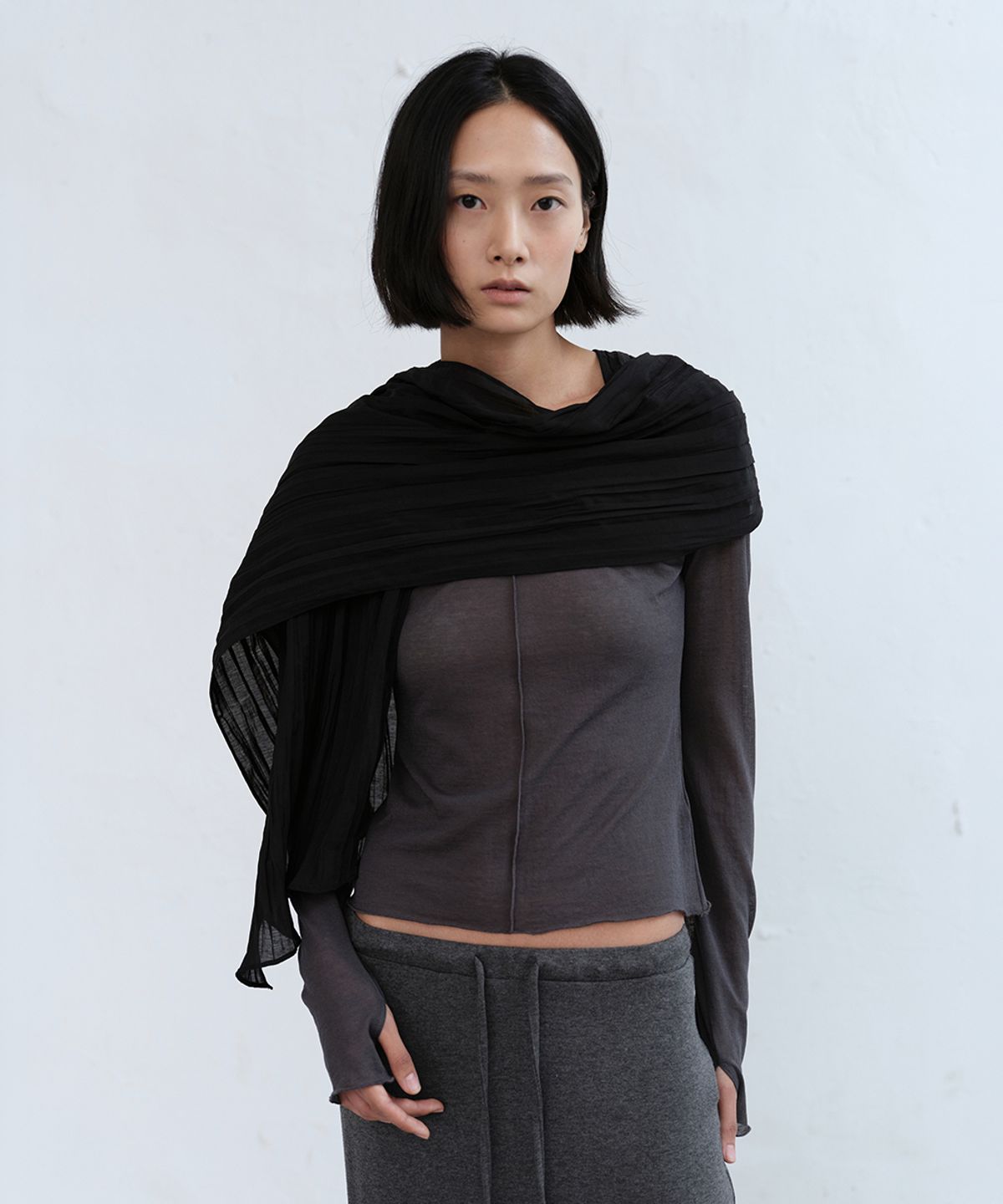 로우타이드(LOW TIDE) SHEER HAND WARMER T-SHIRT [CHARCOAL]