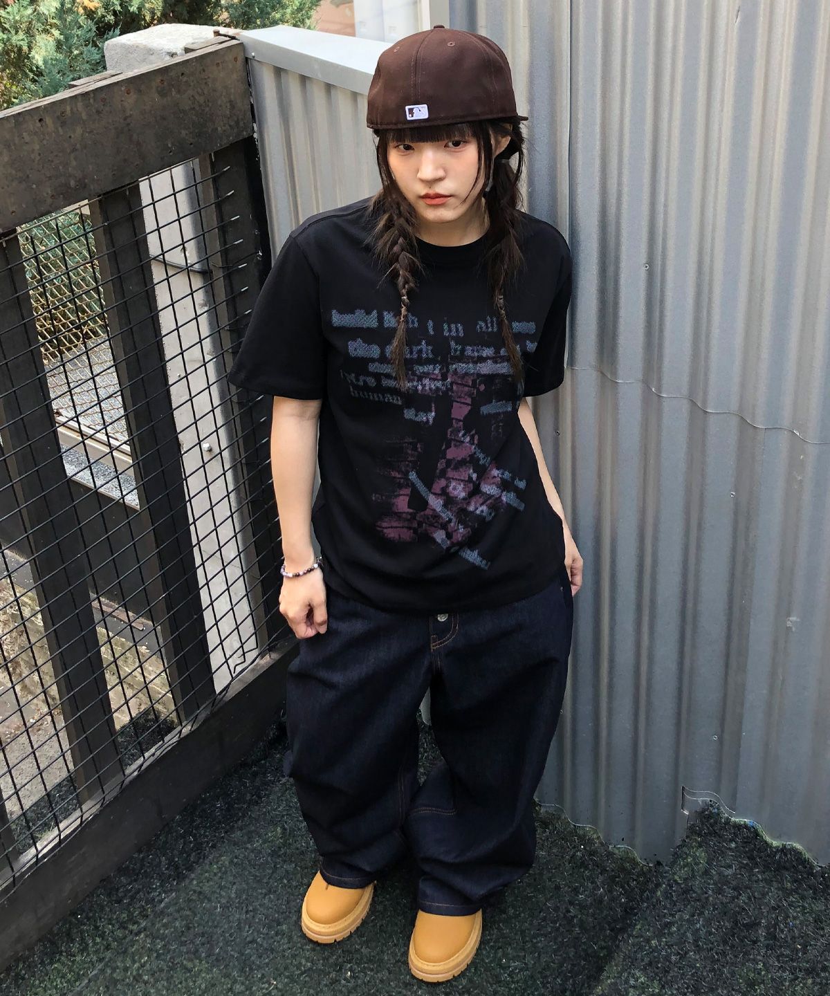 기철(KICHUL) Area 71 T-shirt (Black)