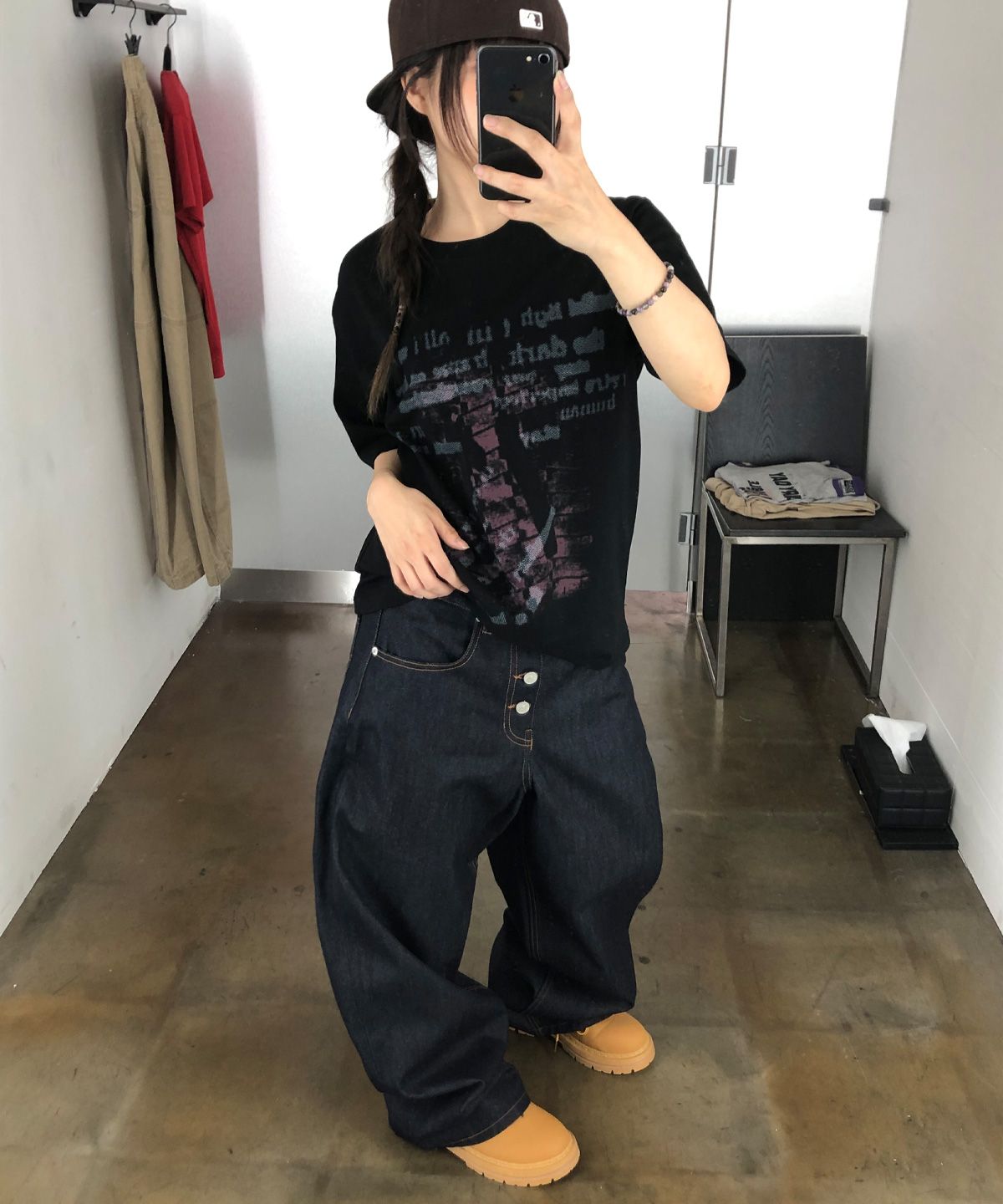 기철(KICHUL) Area 71 T-shirt (Black)