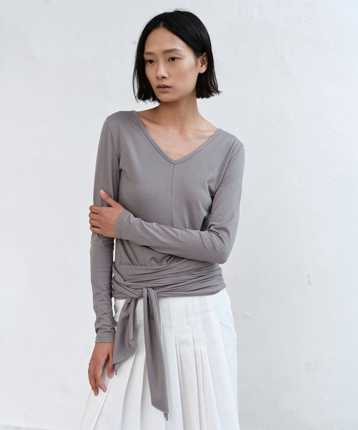 로우타이드(LOW TIDE) V-NECK TIE T-SHIRT [GREY]