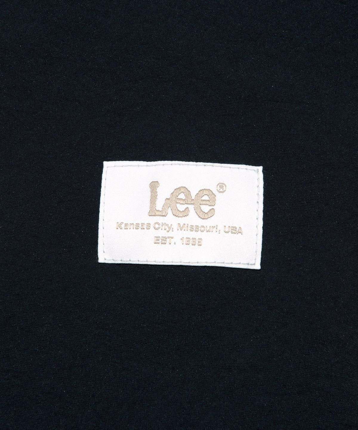 리(LEE) 우먼 스트랩 미들 스커트 네이비