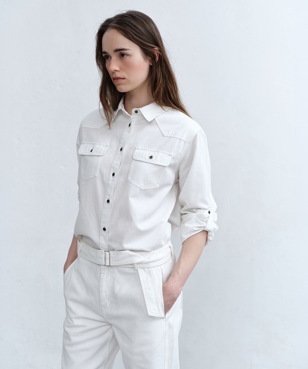 로우타이드(LOW TIDE) STITCHED BUTTON DENIM SHIRT [WHITE]