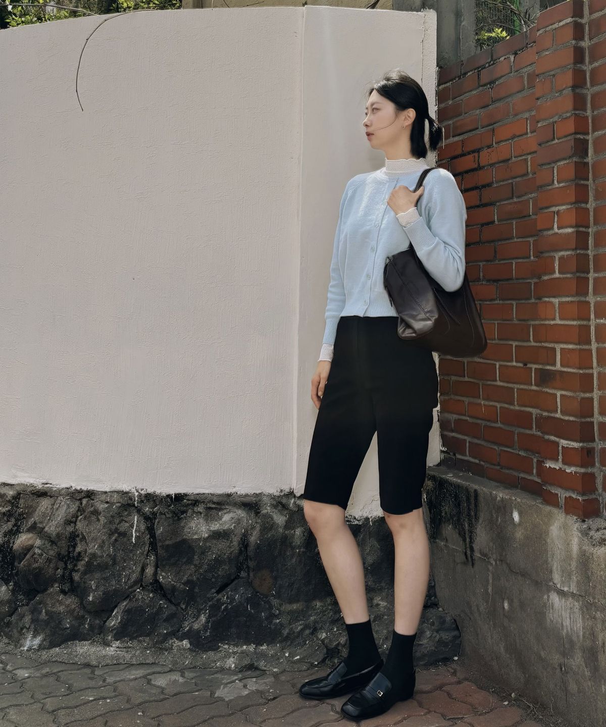 줄리아페페(JULIAPEPE) Cheese Fit Hidden-Banding Capri Pants (Black)
