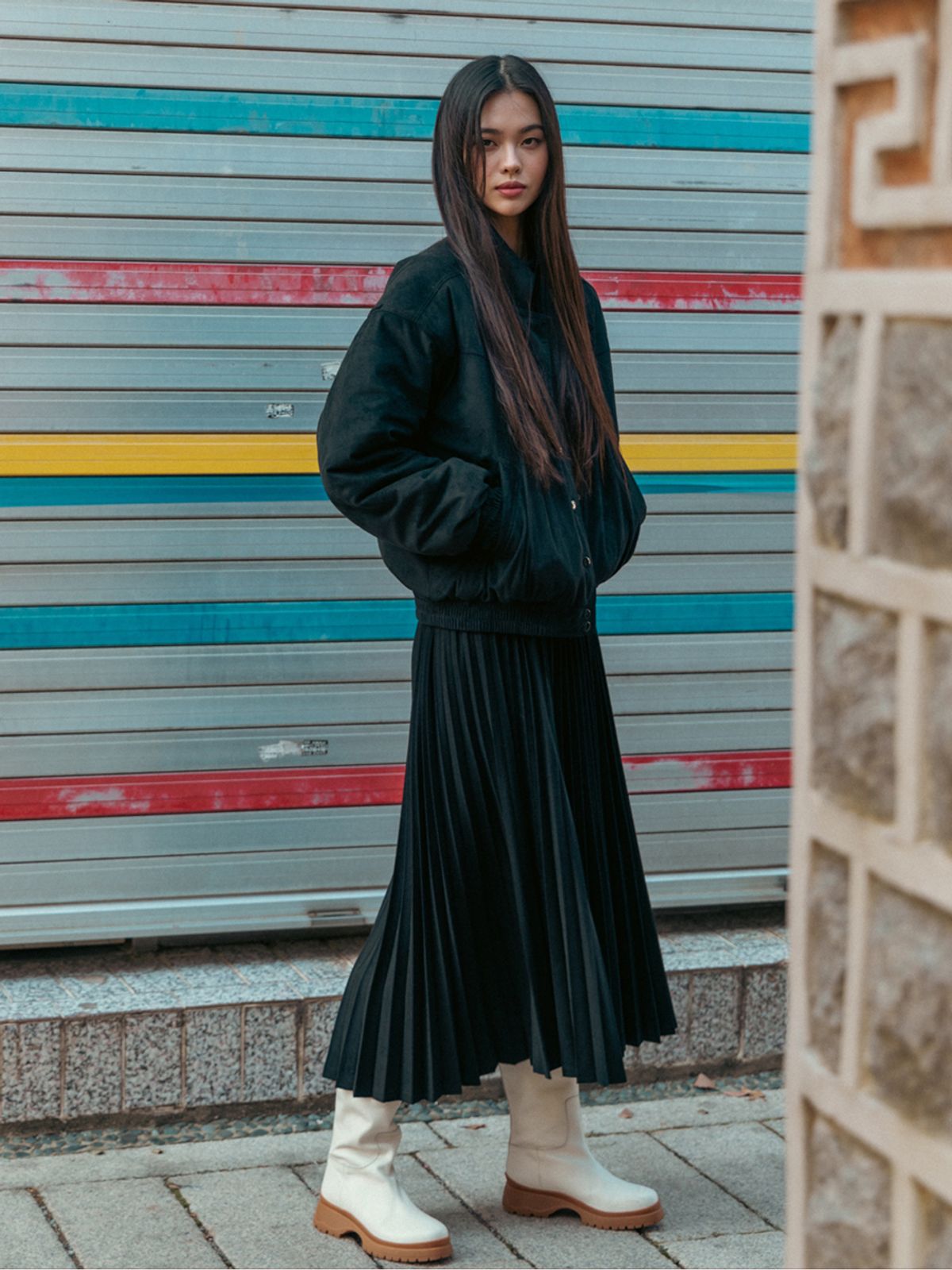 메르메르(MER MER) (2컬러) 스웨이드 봄버_블랙/브라운