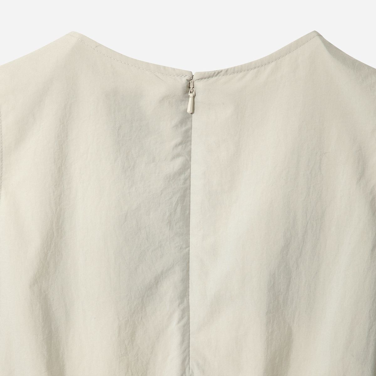 디오디(DOD) 여성) 사라토 슬리브리스 원피스(BEIGE)