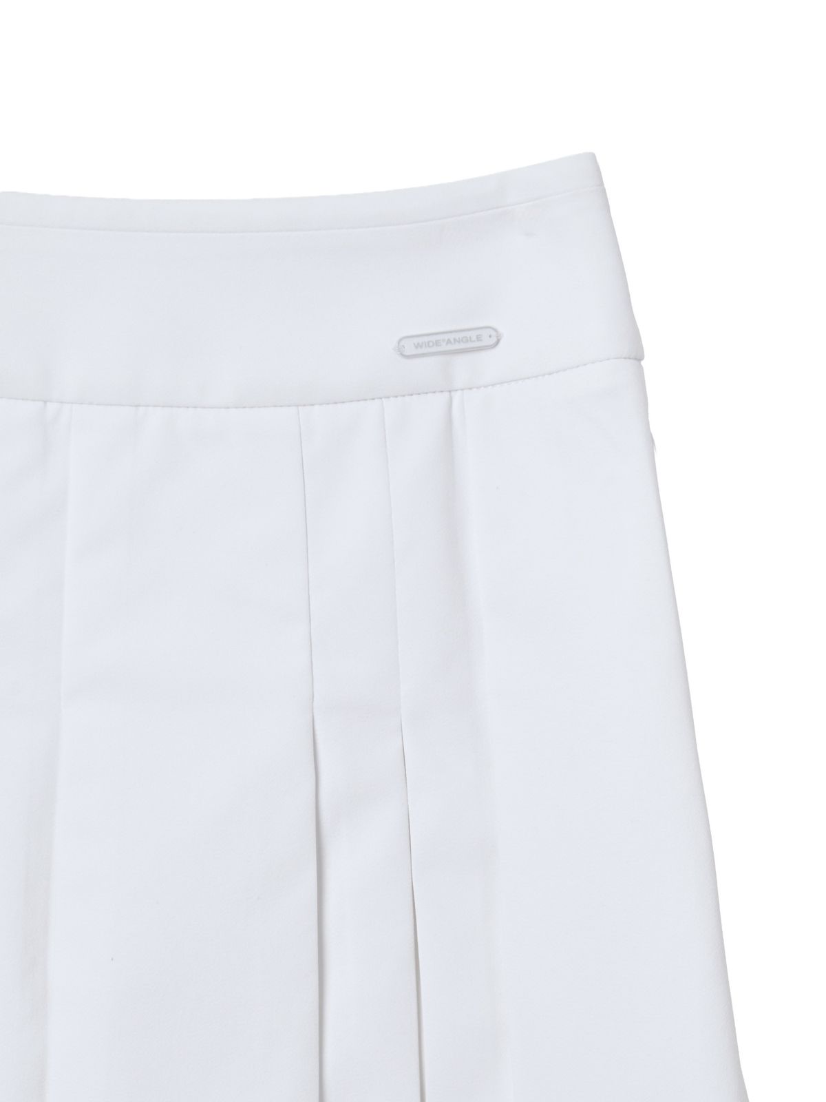 와이드앵글(WIDEANGLE) CO 아트웍포인트 베이직 플리츠 L_White