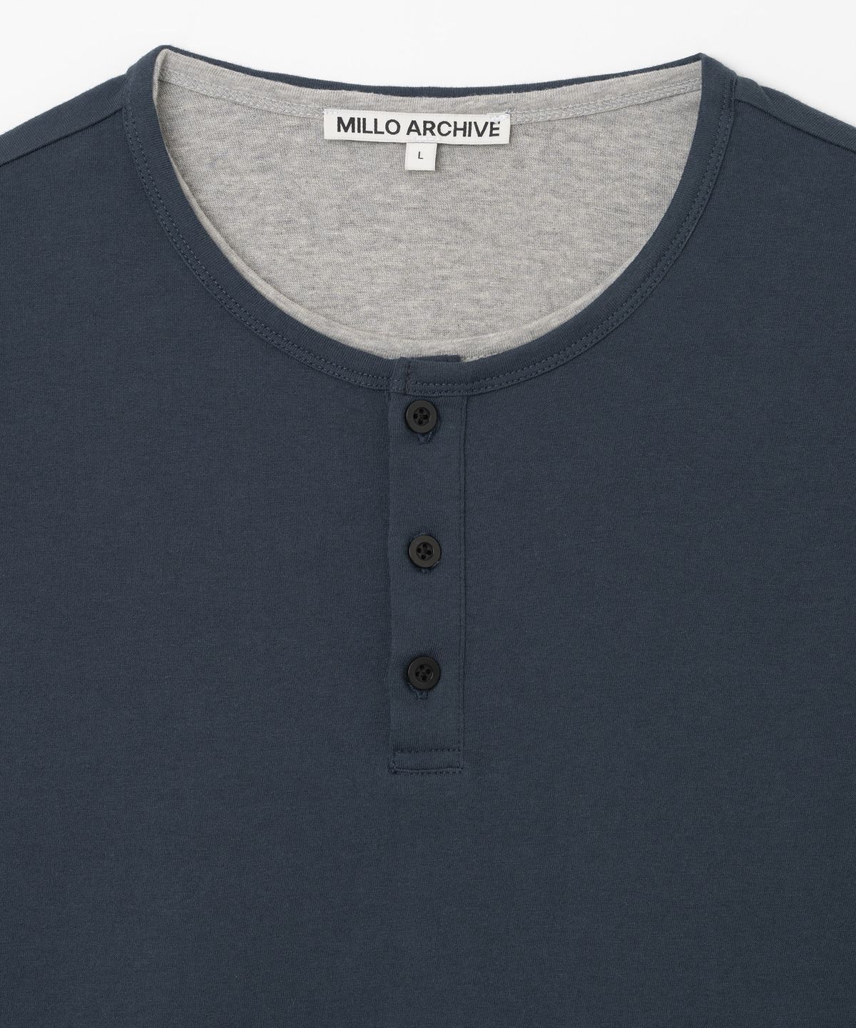 밀로 아카이브(MILLO ARCHIVE) 스킨 레이어드 헨리넥 티셔츠 [네이비]