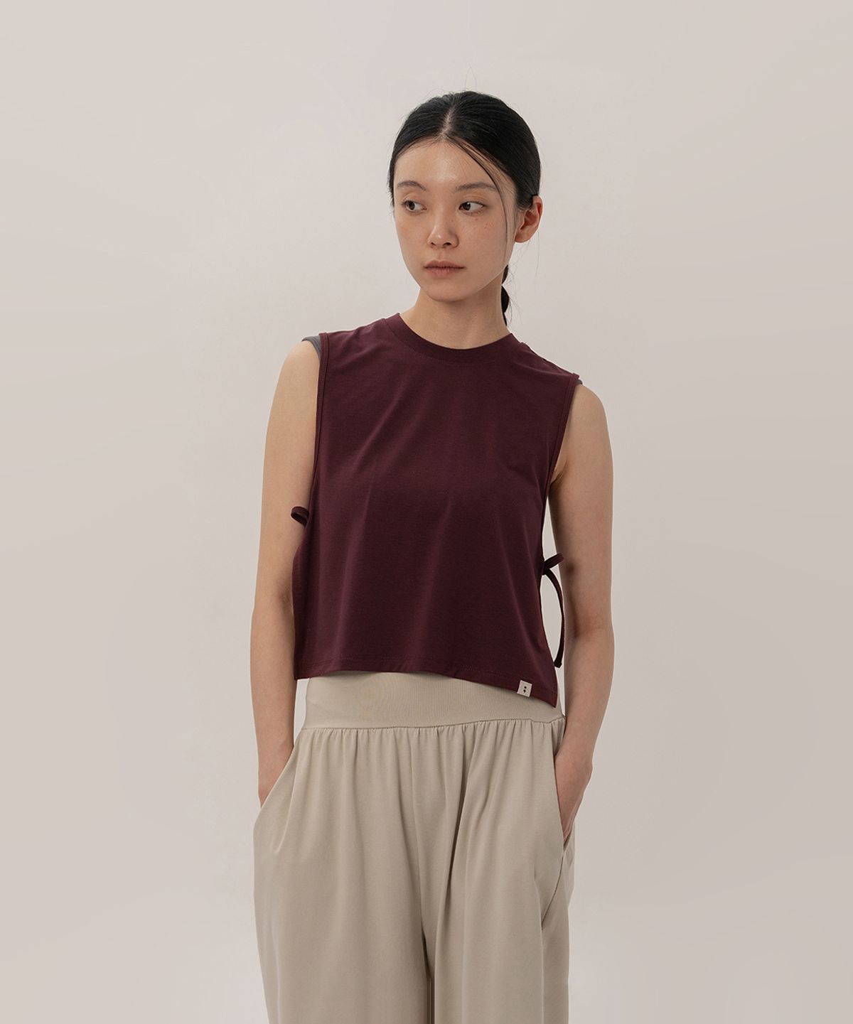 소함소함(SOHAMSOHAM) Tail yoga sleeveless_8colors