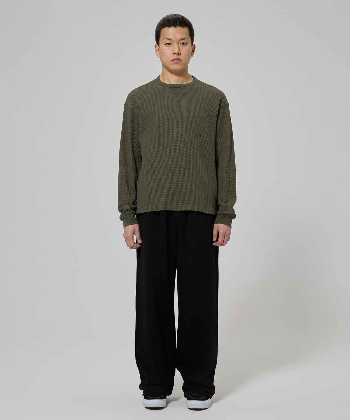 디키즈(DICKIES) 루즈핏 원턱 스웨트 팬츠 Black