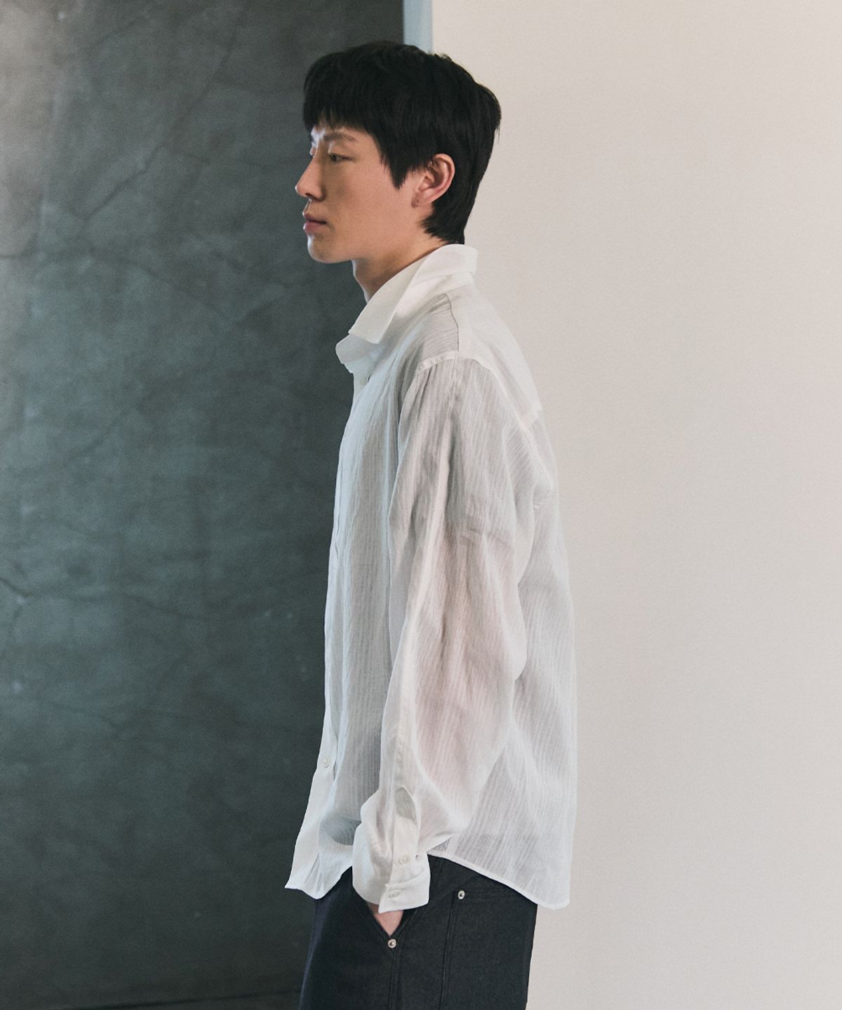 블루썬플라워(BLUESUNFLOWER) 소프트 시어 셔츠 [화이트]