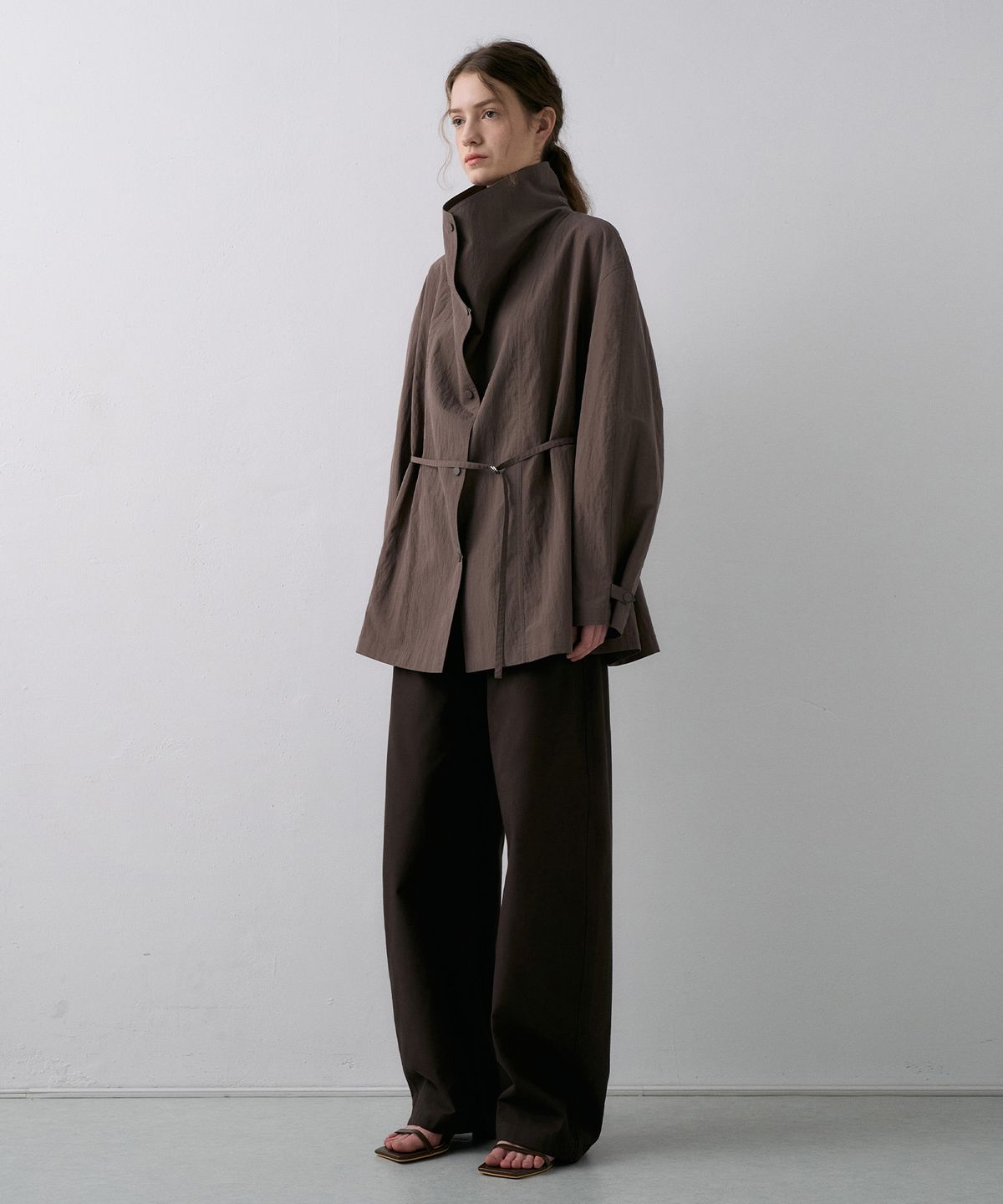 라메레이(LAMEREI) Light High-Neck Half Jacket[LMBFSPJK111]-Mocha Brown
