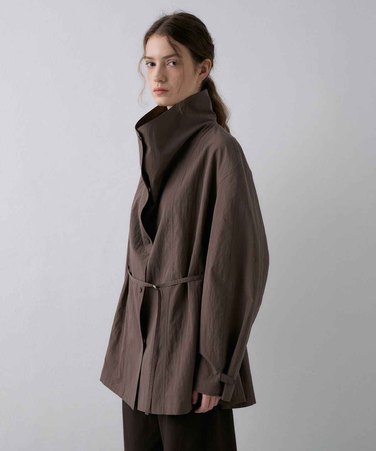 라메레이(LAMEREI) Light High-Neck Half Jacket[LMBFSPJK111]-Mocha Brown