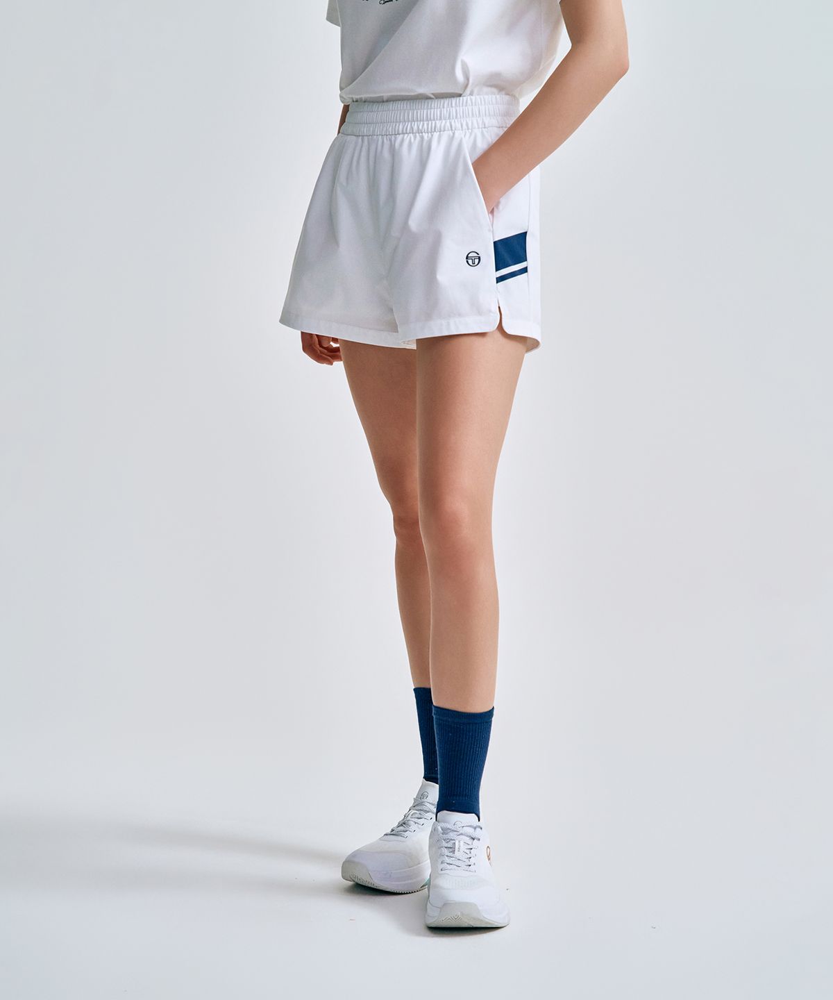 세르지오 타키니(SERGIO TACCHINI) W 리네아 4인치 우븐 쇼츠 (White)