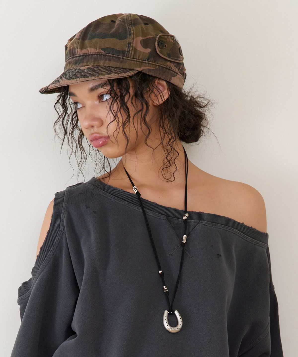 더바이닐하우스(THEVINYLHOUSE) RAW COUNTRY BALL CAP CAMO