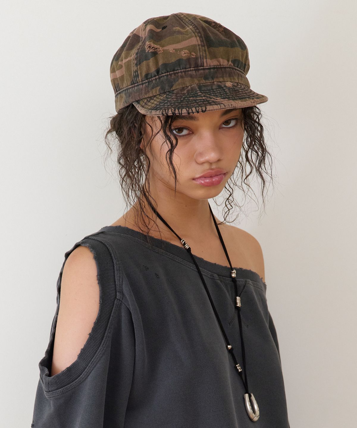 더바이닐하우스(THEVINYLHOUSE) RAW COUNTRY BALL CAP CAMO