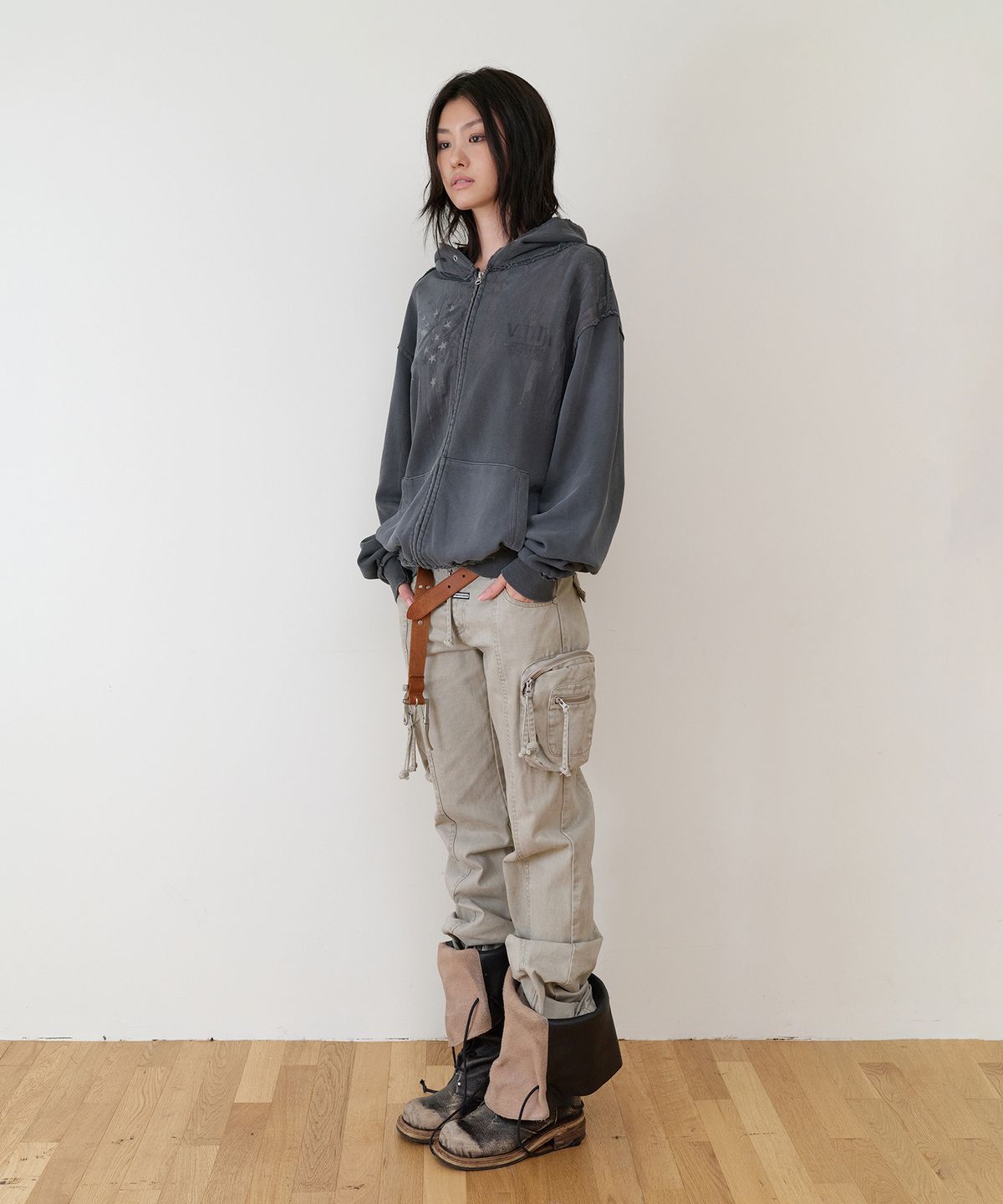 더바이닐하우스(THEVINYLHOUSE) WASHED MILITARY CARGO PANTS(W) BEIGE