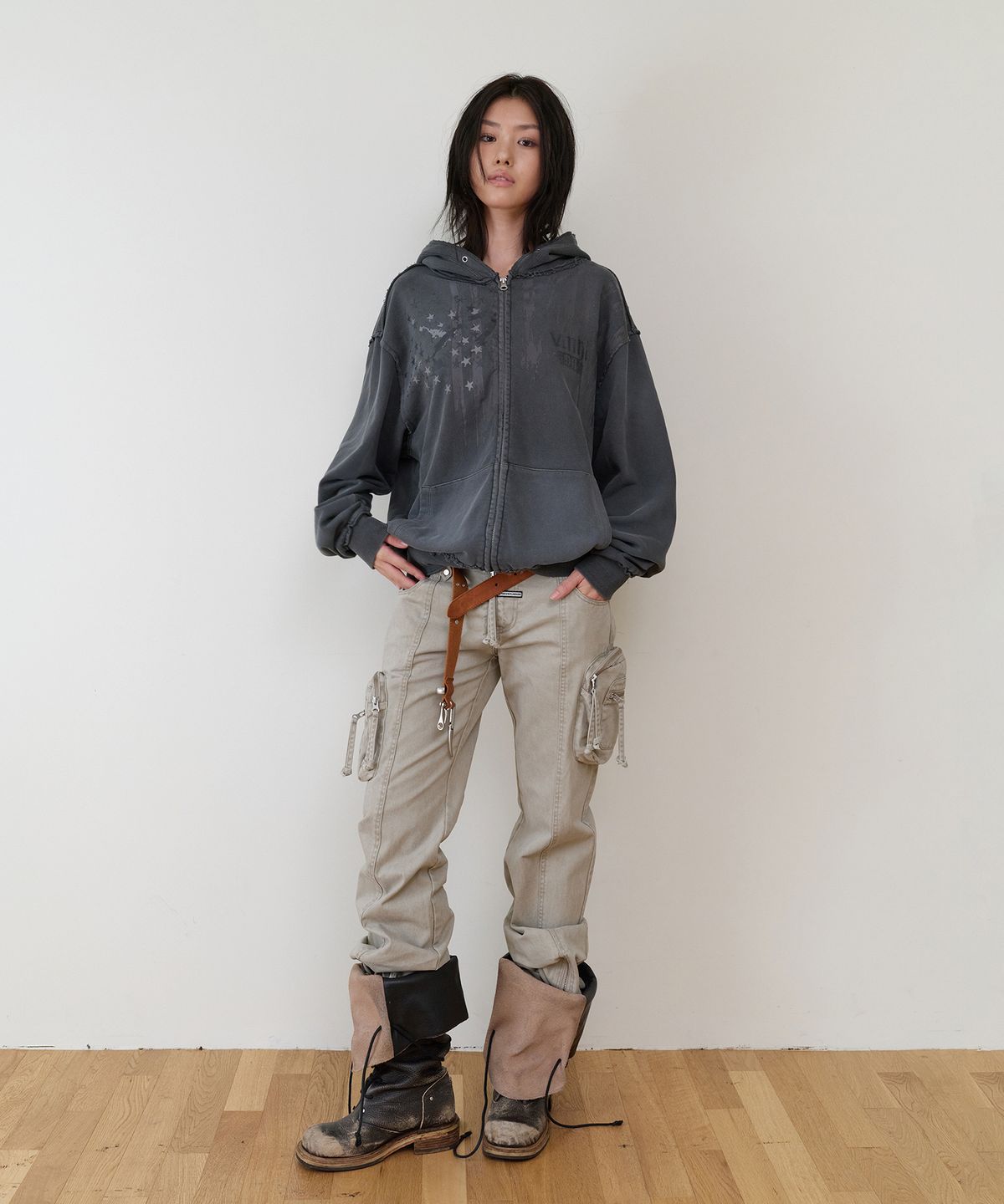 더바이닐하우스(THEVINYLHOUSE) WASHED MILITARY CARGO PANTS(W) BEIGE