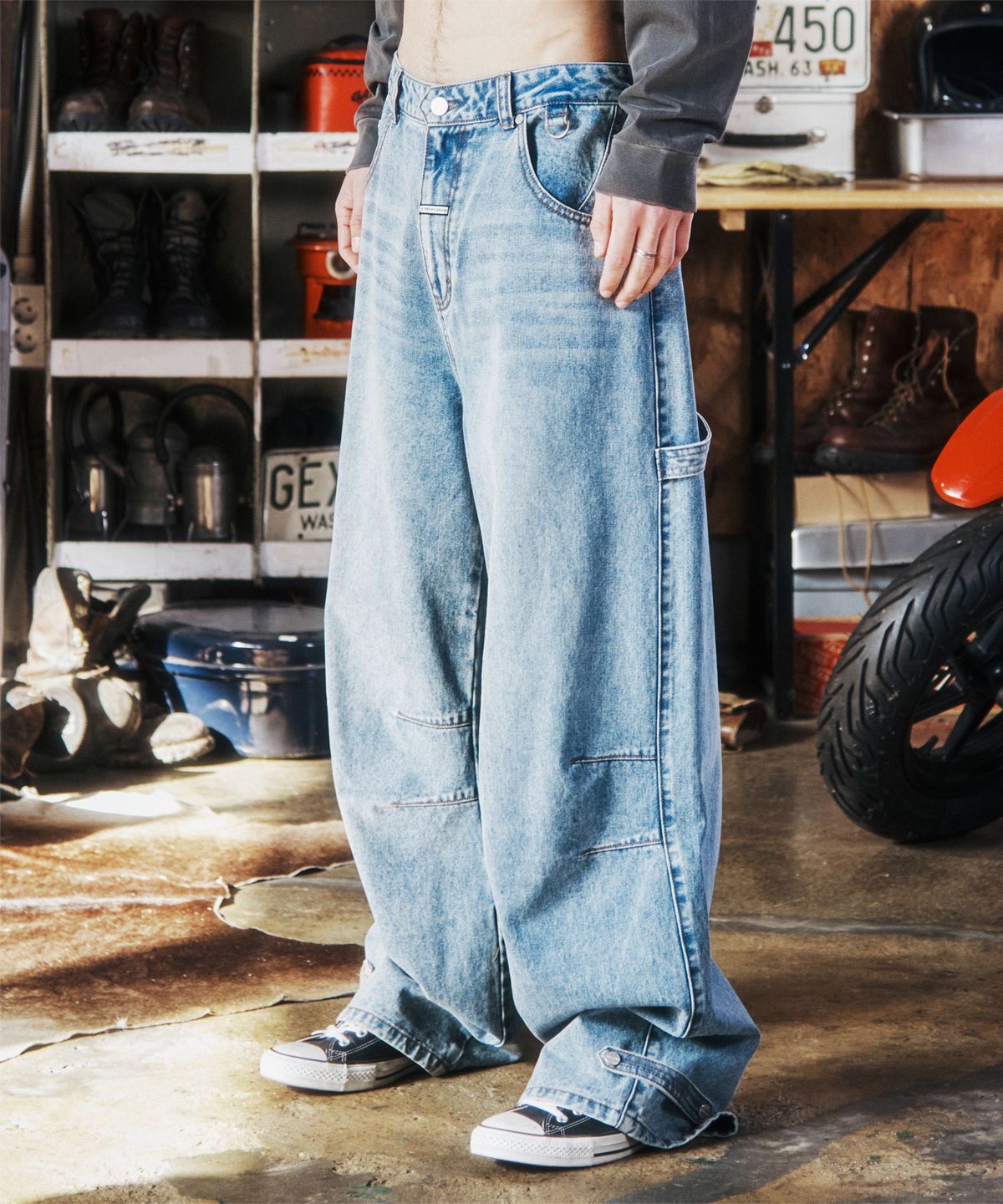 더바이닐하우스(THEVINYLHOUSE) BASIC WIDE DENIM PANTS LIGHT BLUE