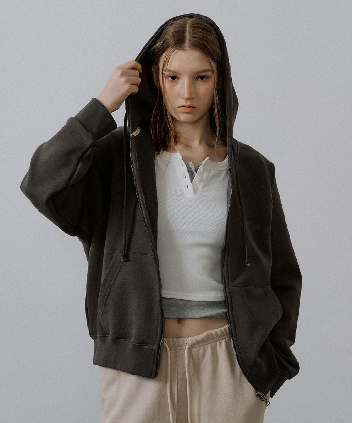 프리버07(FRIVER07) Friver essential 2way hoodie zip up [FRSP05LT02]_Charcoal