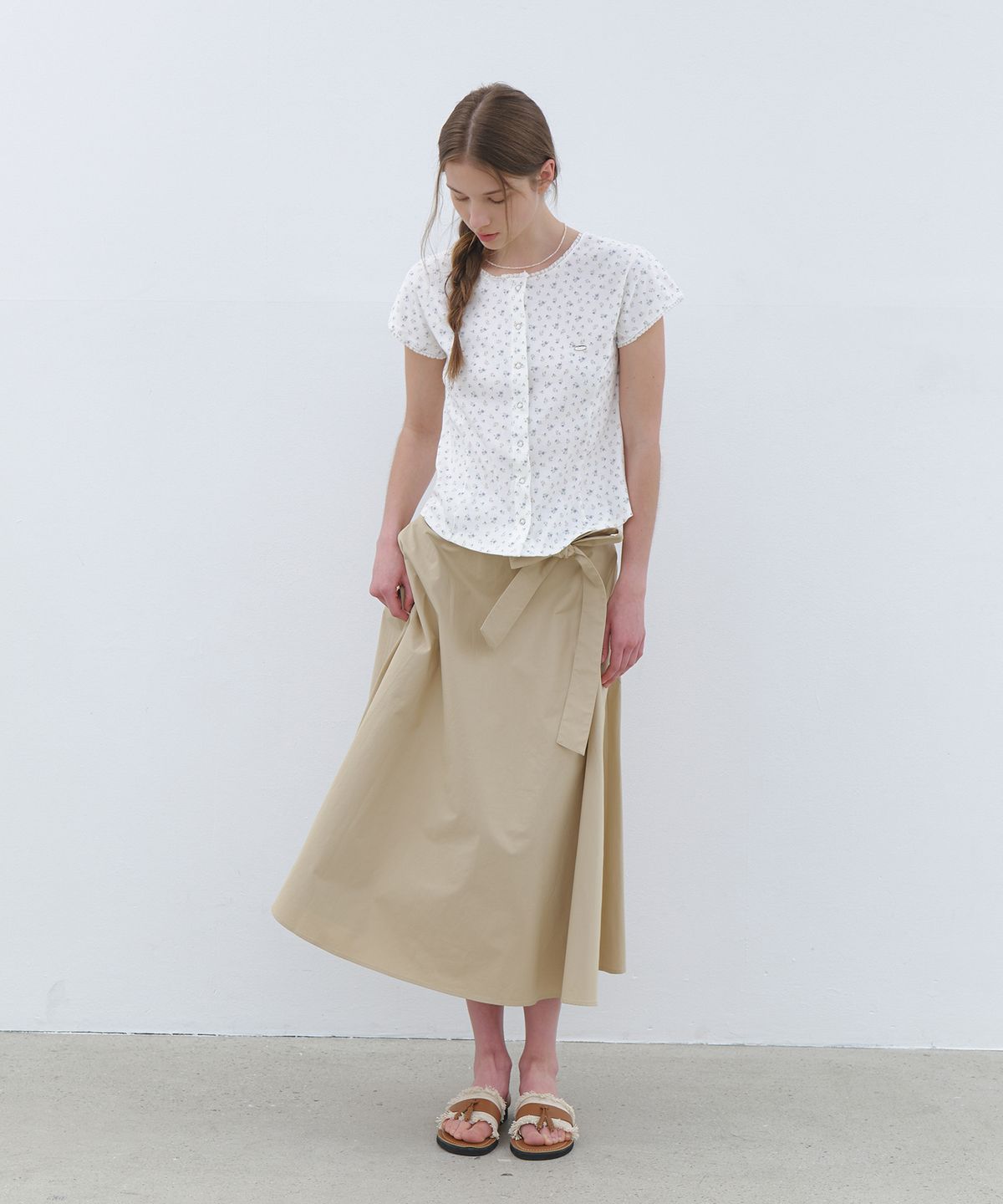 클루니(CLUNY) Wide tie flare long skirt - beige