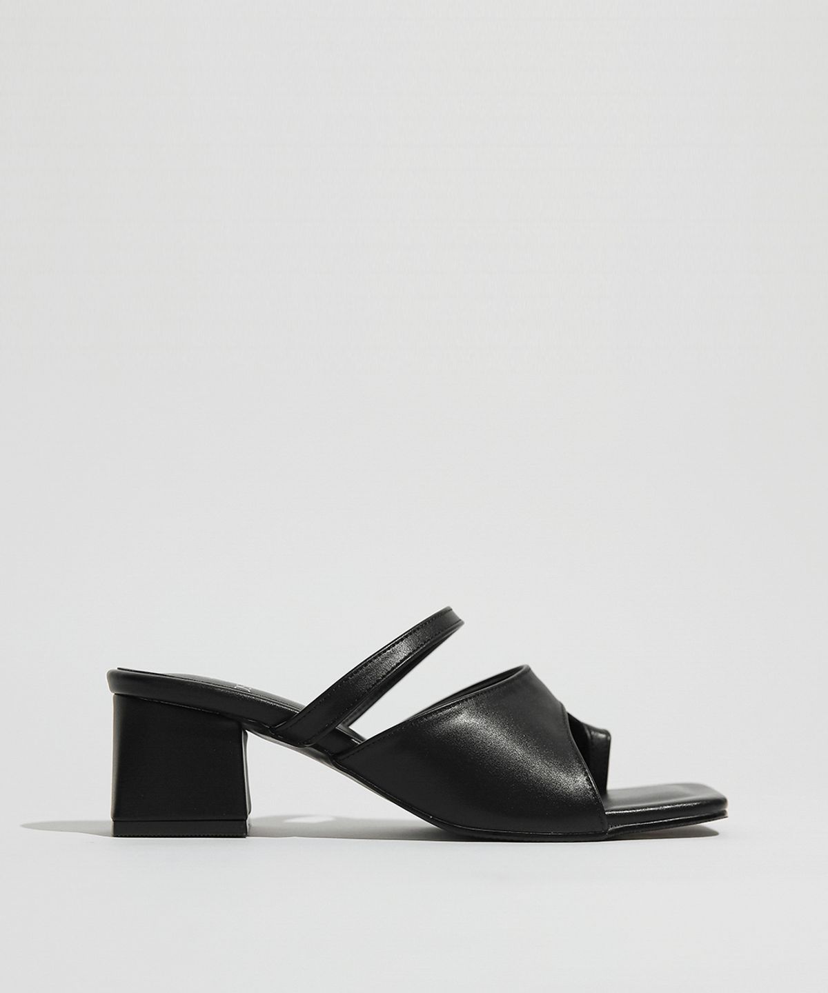 로제니크(ROSENICK) 로히르 스퀘어토 엄지 발등끈 쪼리 (3cm,5cm/4colors)
