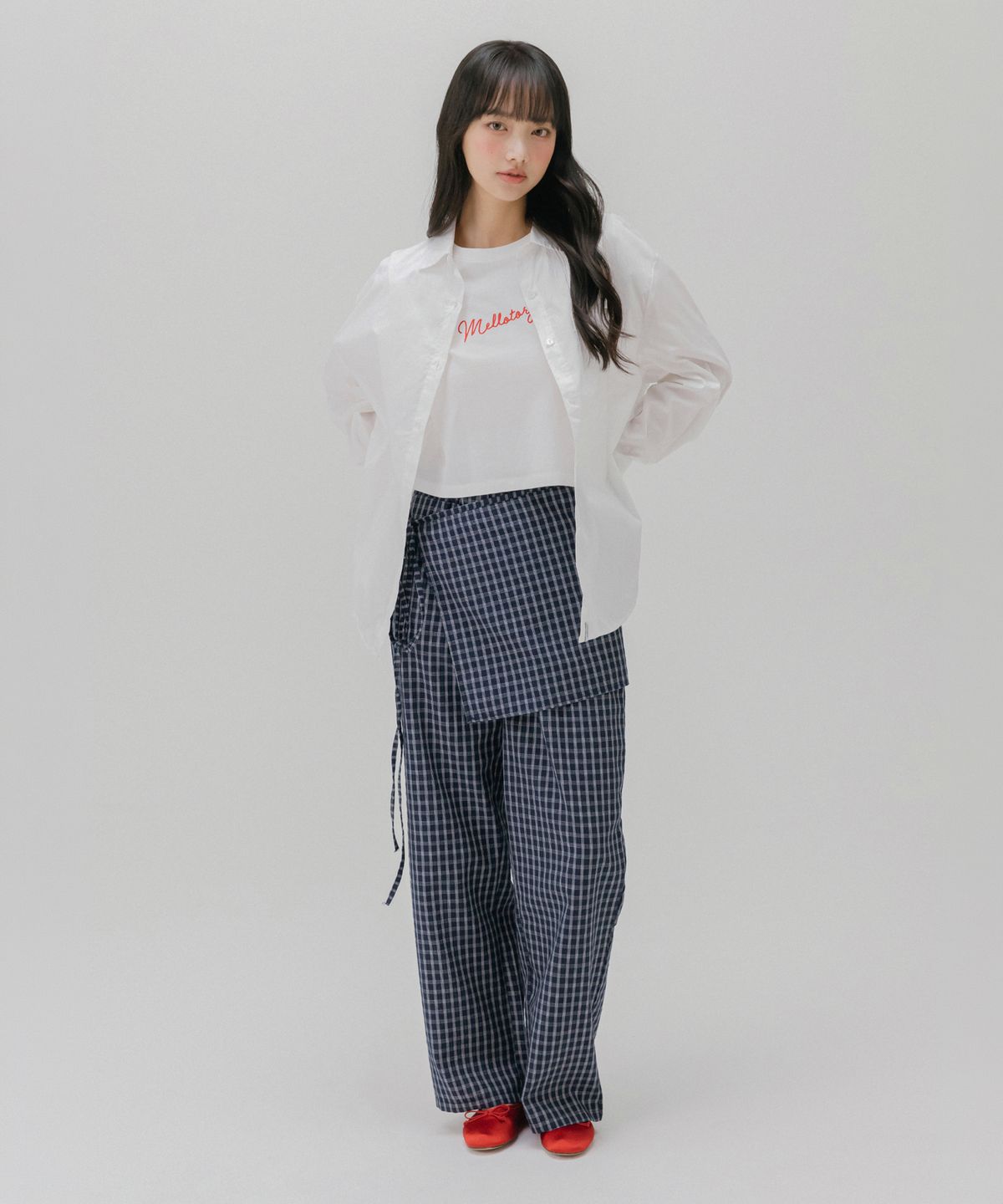 멜로토리(MELLOTORY) 베이직 멜로우 자수 셔츠 (2color)