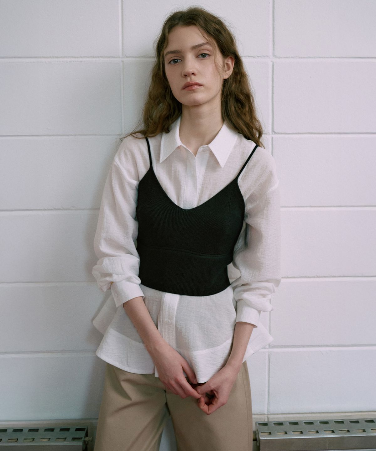 라메레이(LAMEREI) V-Neck Crop Bustier Knit[LMBFSPKN305]-3color