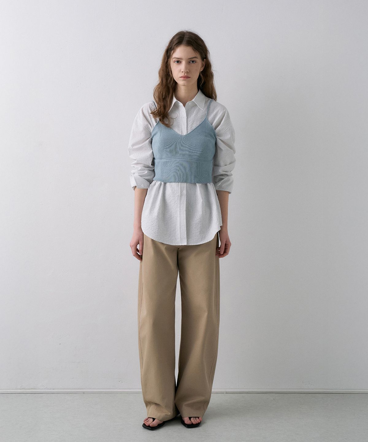 라메레이(LAMEREI) V-Neck Crop Bustier Knit[LMBFSPKN305]-3color